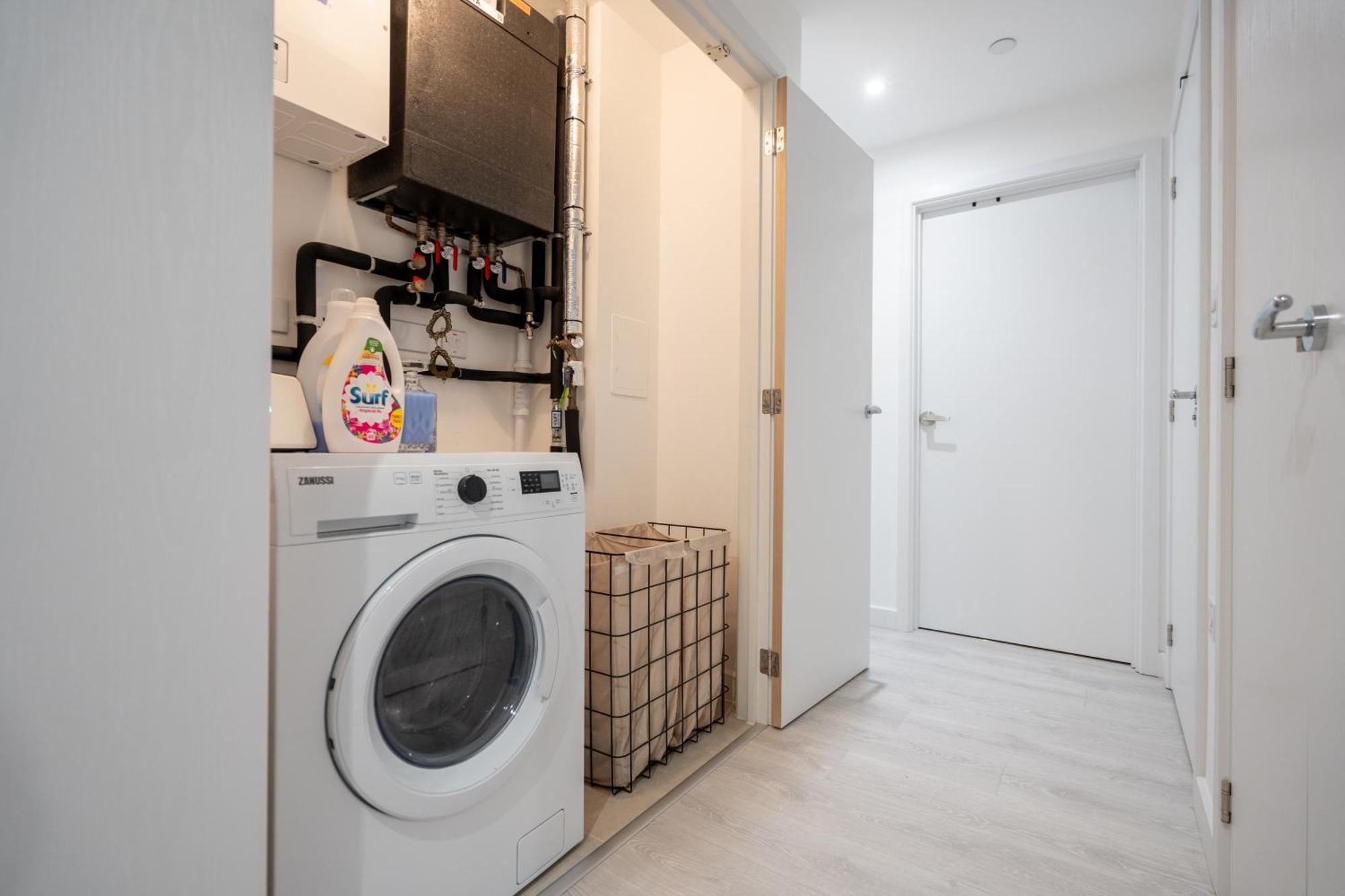 Apartamento Sunset Retreat: Steps From Heathrow/Twickenham Hounslow Exterior foto